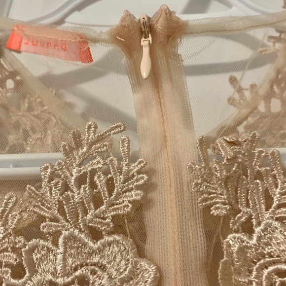 Light Pink Lace Jumper NEVER WORN - Picture 4 of 4